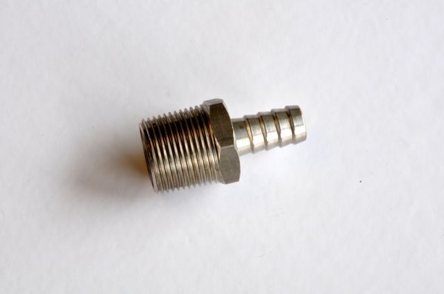 Hose Nipple, 3/4 - 1/2